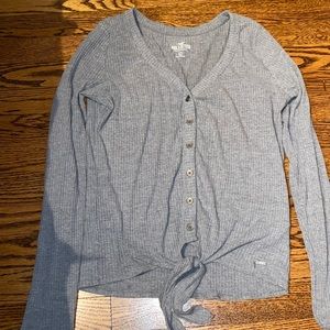 Grey hollister shirt